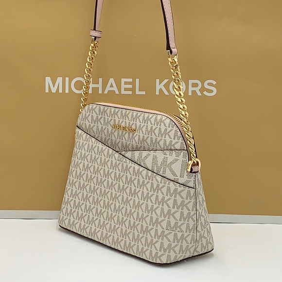 Michael Kors Medium Dome Xcross Xbody Bag Vanilla/Powder Blush - Picture 4 of 16
